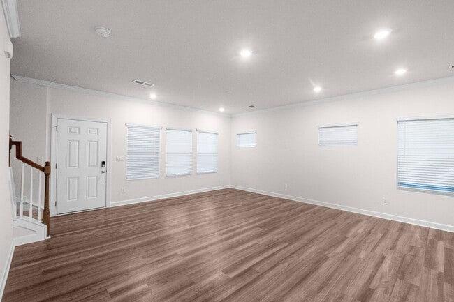 Photo - Beautiful and Spacious Home in the Heart o...