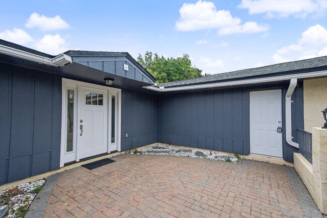 Photo - 6 Pinehurst Dr