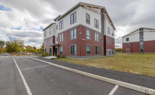 10 Langdon Ave exterior