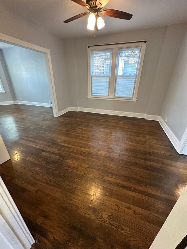 Photo - 3733 W Addison St Unidad 2