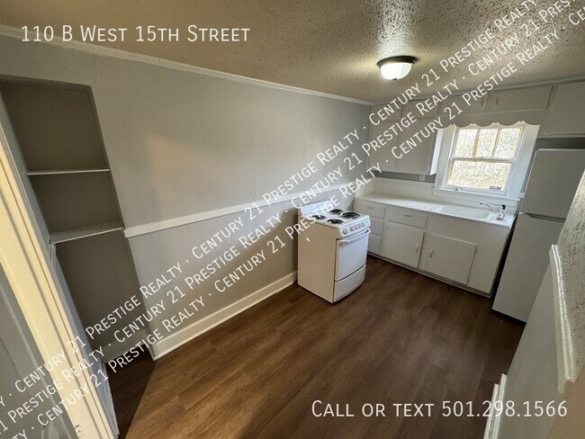 Photo - 110 W 15th St