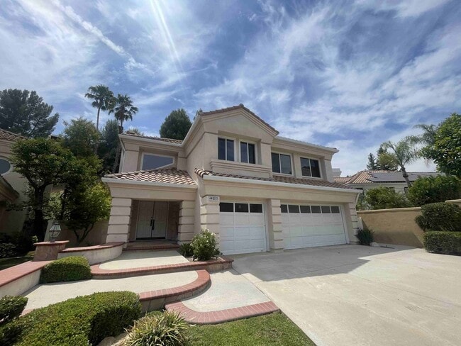 Building Photo - CALABASAS MEDITERRANEAN ESTATE IN THE BELL... Rental