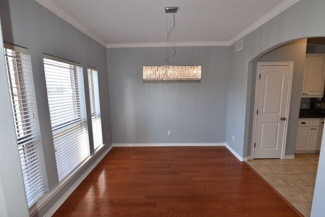 Photo - Great 4 Bedroom 2.5 Bathroom, In Bridle Ga...