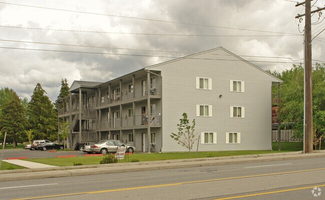 Building Photo - Valley Green Apartments