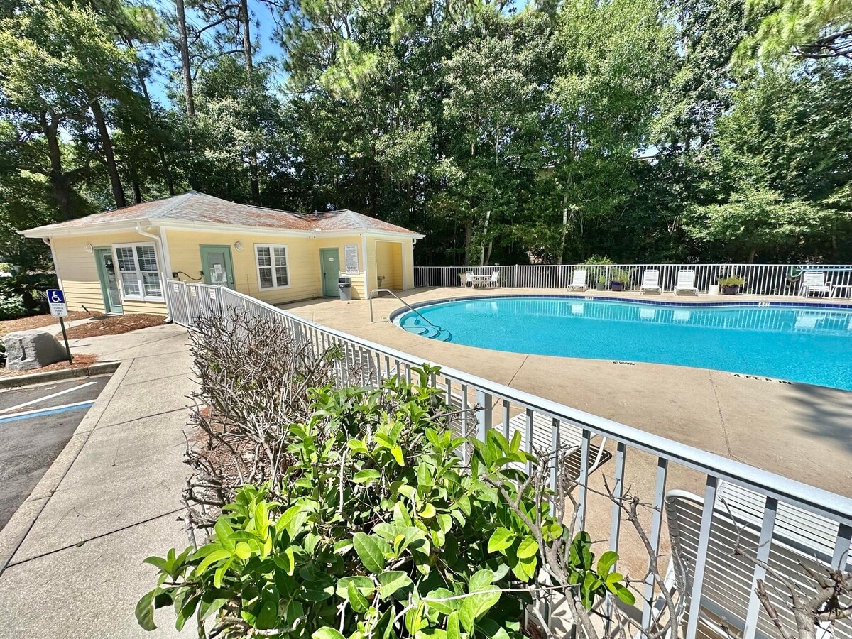 Photo - 200 Sandestin Ln Unit APT 1103