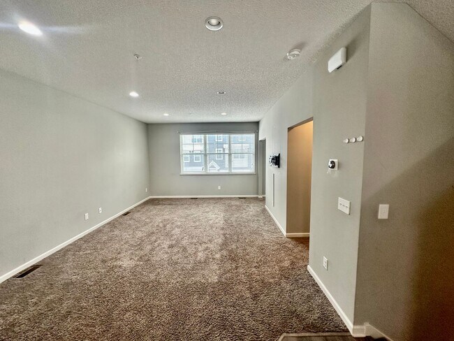 Photo - Gorgeous Newer-Built Townhome in Maple Grove!