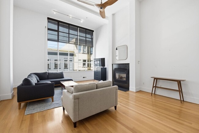 Photo - 520 6th St