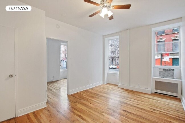 Building Photo - 56 Perry St Rental