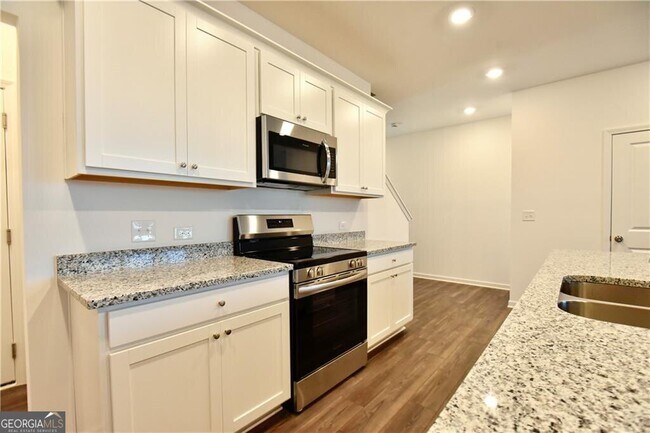 Photo - 140 Star Ct