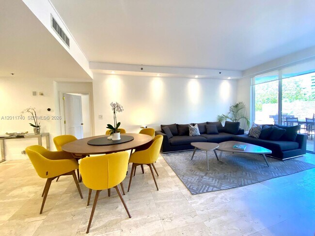Building Photo - 251 Crandon Blvd Unit 139
