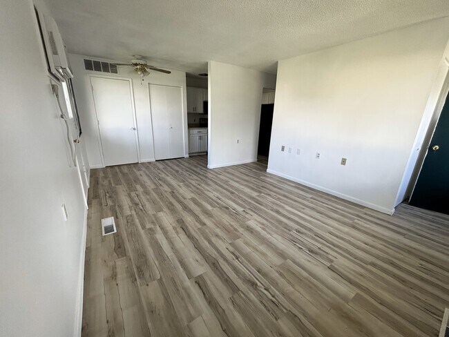 Prairie Meadows Apartments