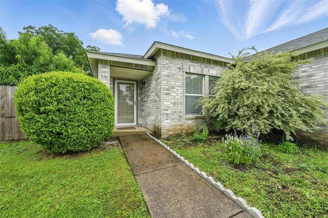 Photo - 636 Capricorn St