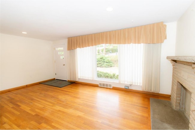 133 Gerard Dr