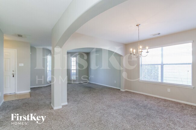 Photo - 2811 Long Grove Ln