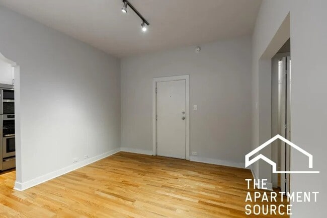 Photo - 2420 N Kedzie Blvd Unit 2420 North Kedzie Bouleva