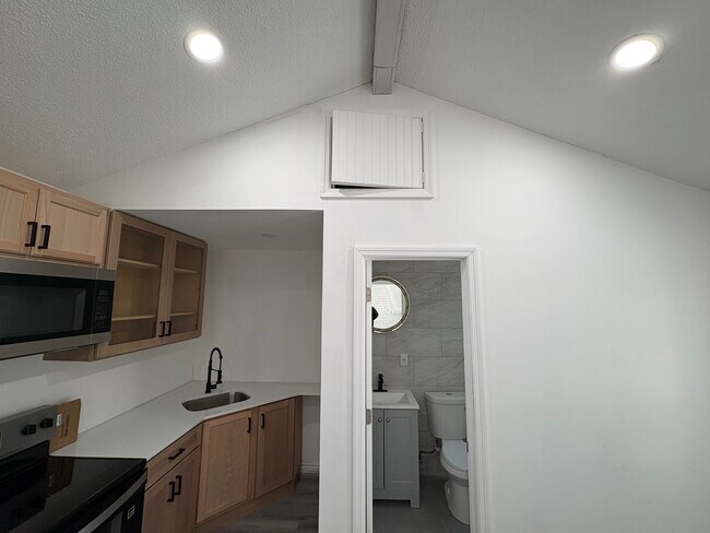 Photo - 3 William St Unit 1