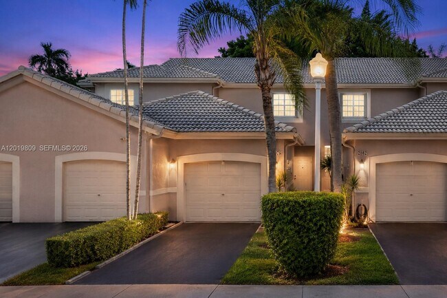 2078 Madeira Dr