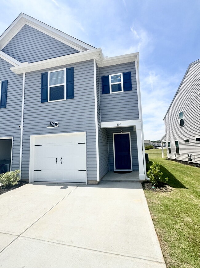 Photo - Brand new townhome - Perfect for students or families
