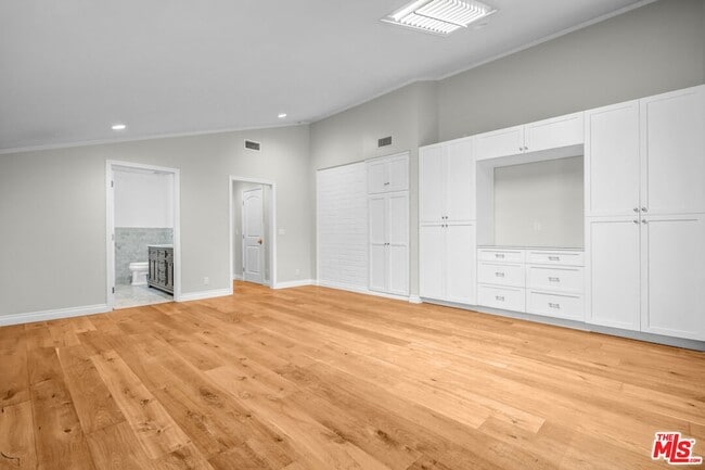 Photo - 2855 Dunleer Pl