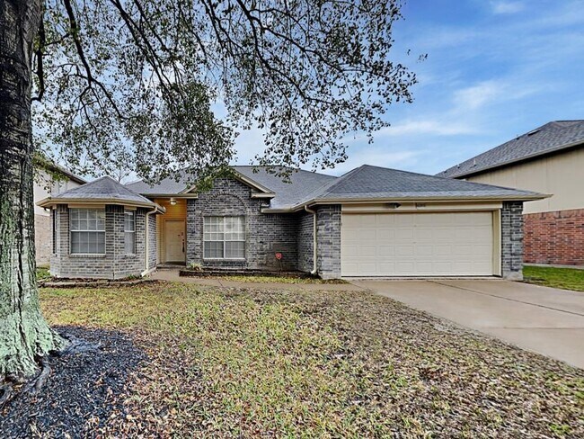 Photo - 16306 Jast Dr House