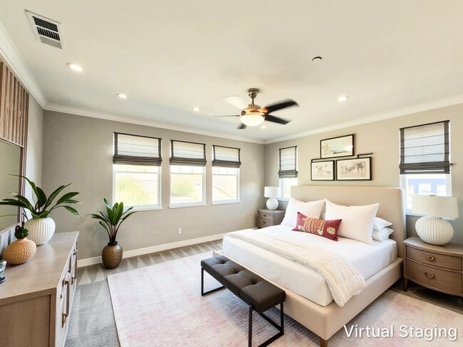 Photo - Spacious 5 bedroom house
