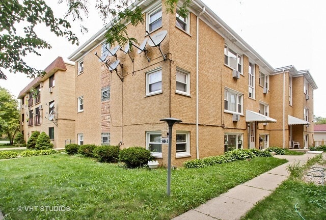 Photo - 5482 W Higgins Ave Condo Unit GC