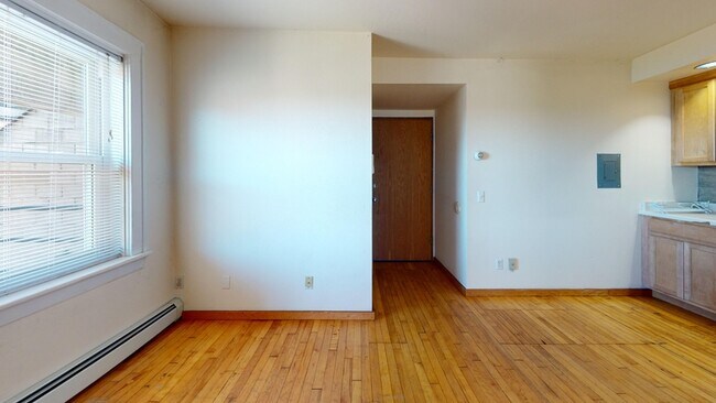 Photo - 10 Langdon St