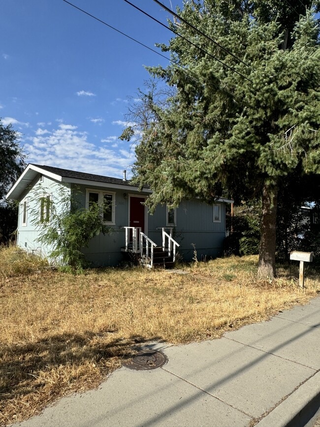 Building Photo - 3005 W Malad St