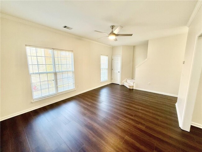 Photo - 5358 Beaver Br