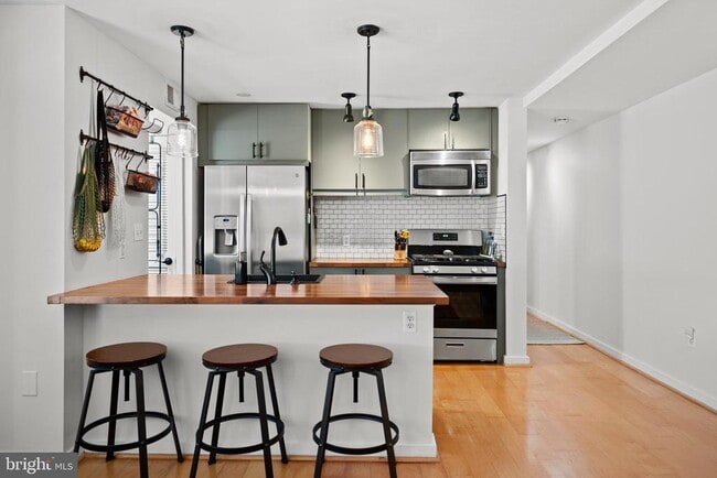 Photo - 1439 Chapin St NW Unidad 103