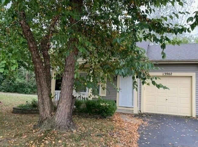 Photo - 13902 S Oakdale Ct
