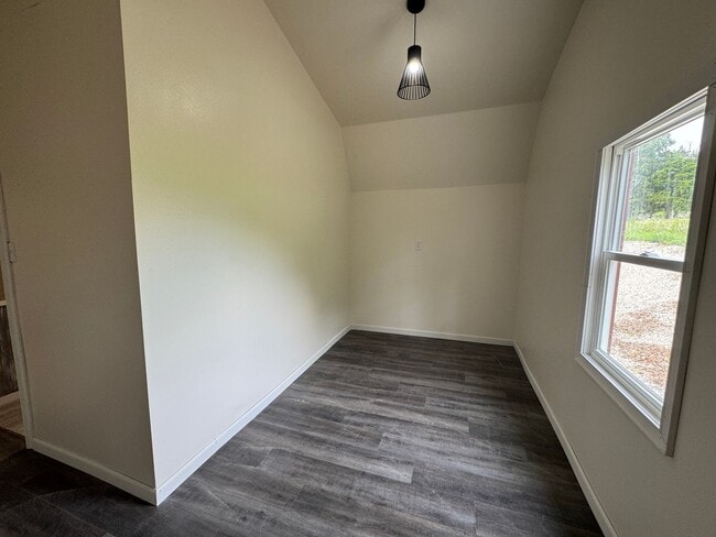 Photo - Cozy Tiny Home In Waynesville, MO to include utilities and WIFI!