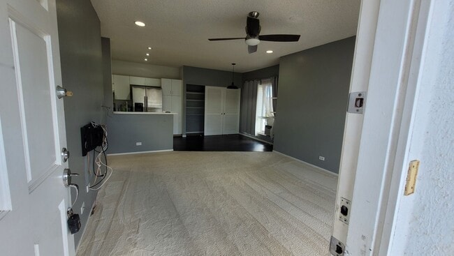 Building Photo - Centrally Located 2bd, 2bath, 2 pkg 1176sq... Rental