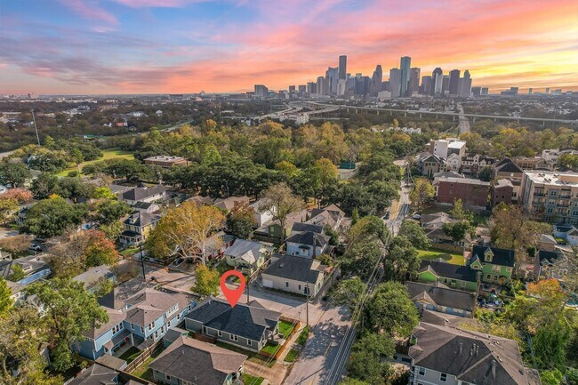 Photo - 2902 Houston Ave