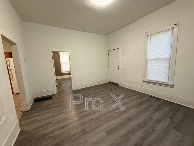 Photo - 820 N Indiana Ave