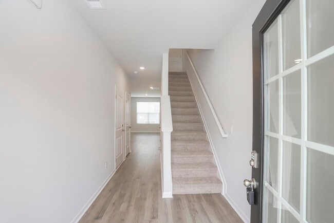 250 Hazel Ln