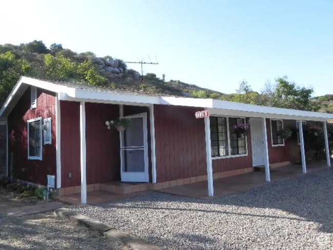 Building Photo - 46011 Sandia Creek Dr Rental