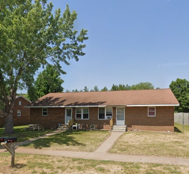 Building Photo - 3144 Runway Ave Unit 3144