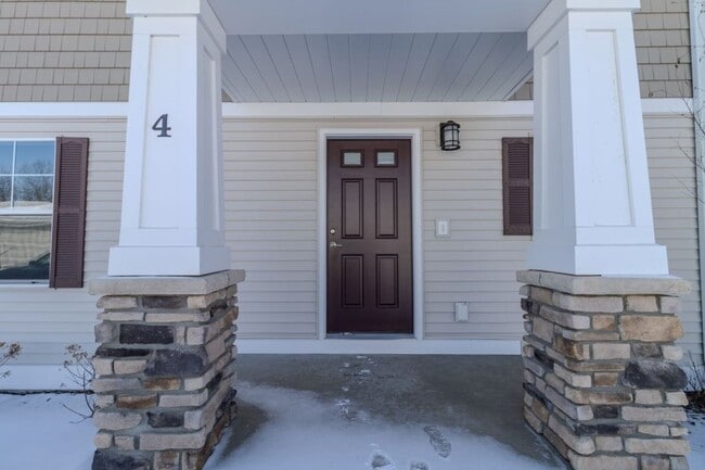 Photo - Premiere Place and Premiere Living!