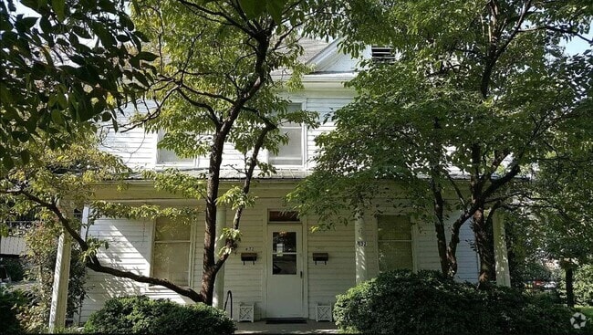 Building Photo - 432 Roanoke Blvd Unit 432 B Rental