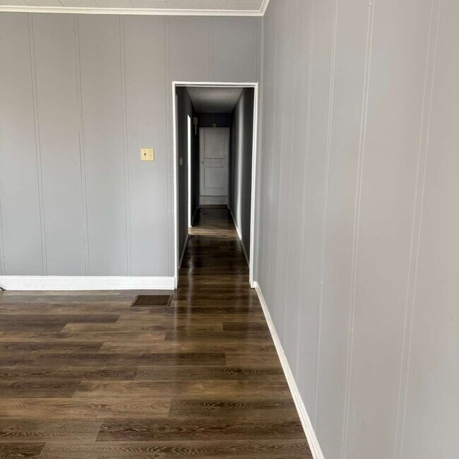 Photo - "Charming 1-Bedroom Duplex Oasis on Derry Street – Perfect Blend of Comfort and Convenience!"