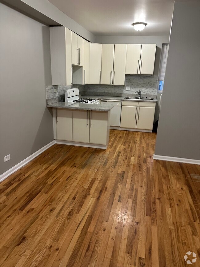 Building Photo - 1635 E 77th St Unit 3 Rental