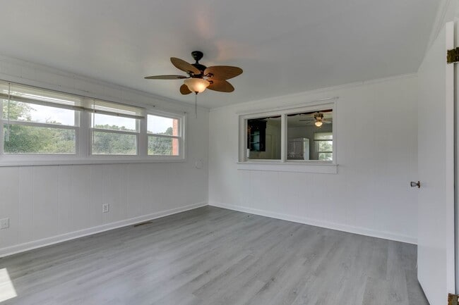 Photo - 2859 E River Rd