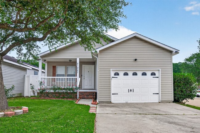 Photo - 21447 Sweet Grass Ln