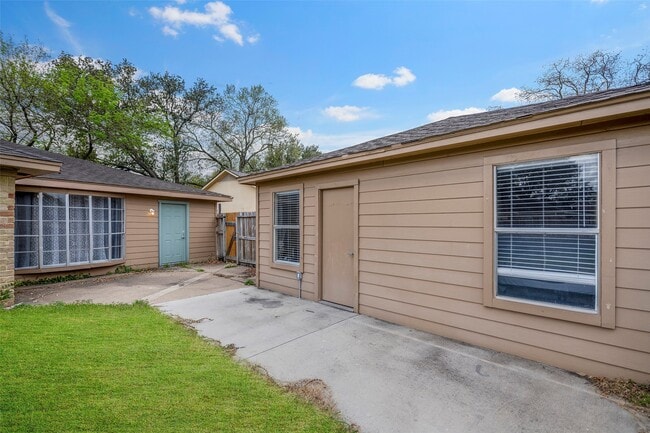 Photo - 22114 Merrymount Dr