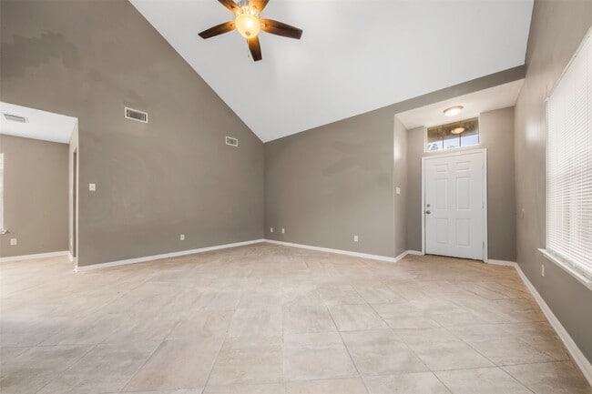 Photo - 6803 Highwind Bend Ln