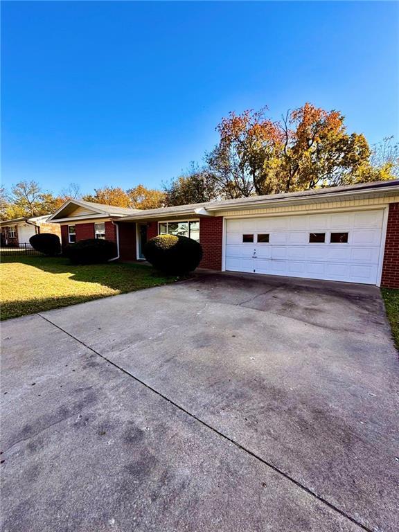 Photo - 209 Sanders Ave