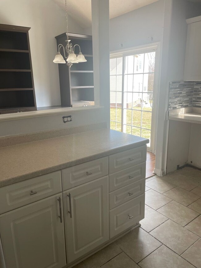 Photo - 4233 Sandstone Dr