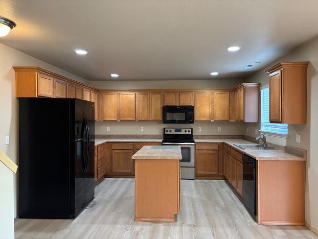 Photo - 9903 197th Ave E