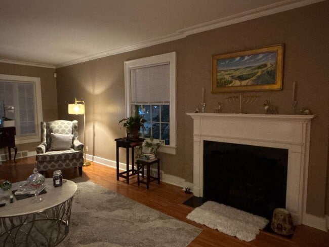 Photo - Coming Soon! Historic and Gorgeous in Middletown - Spacious and Convenient!